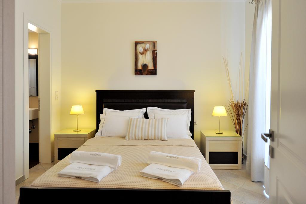 Aerolithos Hotel Adamantas Exterior photo